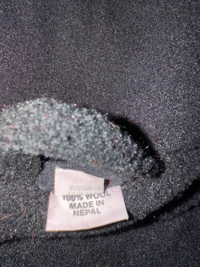 Fleece Lined Wool Jacket With Detachable Hood in Women's - Tops & Outerwear in Calgary - Image 9