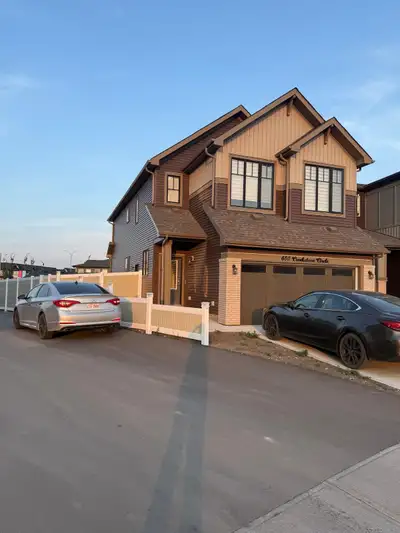 Welcome to this gorgeous, pristine, and spacious 2-Bedroom legal basement suite, located in the beau...