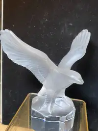 Goebel Lead Crystal Glass Clear Frosted Eagle Bird Figurine Pape
