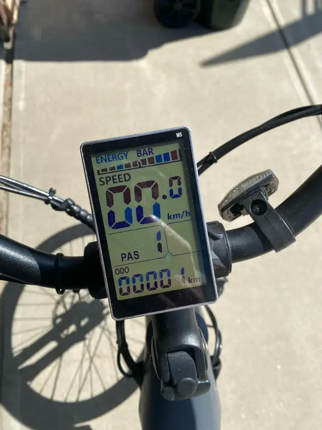 GIO Storm Ebike in eBike in Strathcona County - Image 3