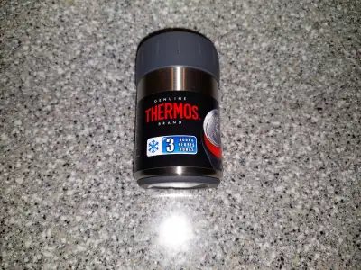 THERMOS Stainless Steel Beverage Can Insulator (new), View more