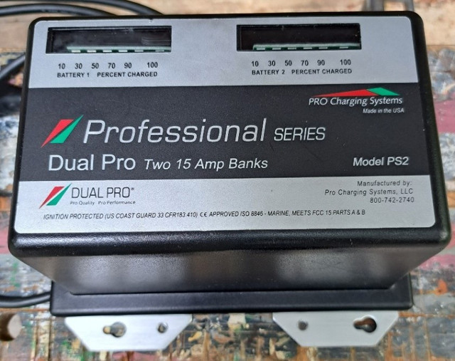 Dual Pro Professional Series 2 Bank Battery Charger in Powerboats & Motorboats in Sault Ste. Marie