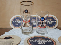 2 vintage Schlösser Alt Bier Gläser 
