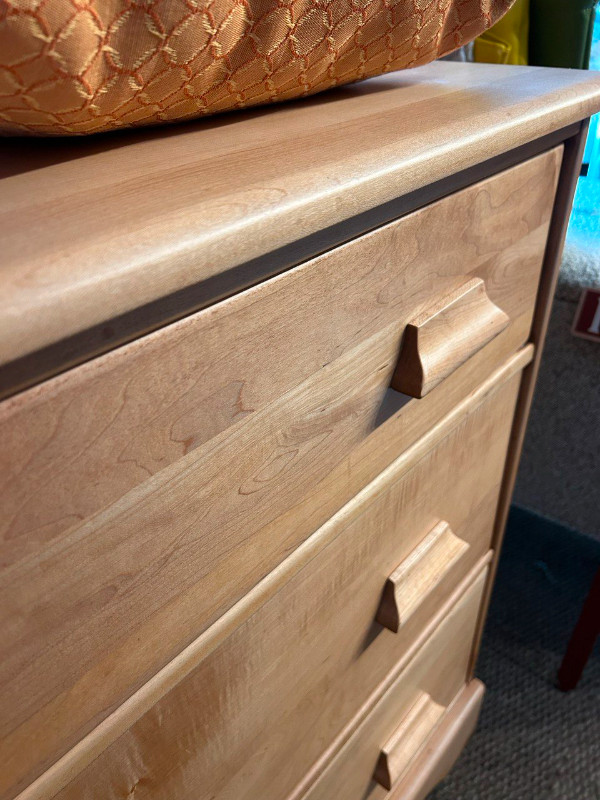 WIDE LIGHT WOODEN 3-DRAWER DRESSER (-25) in Dressers & Wardrobes in Dartmouth - Image 2