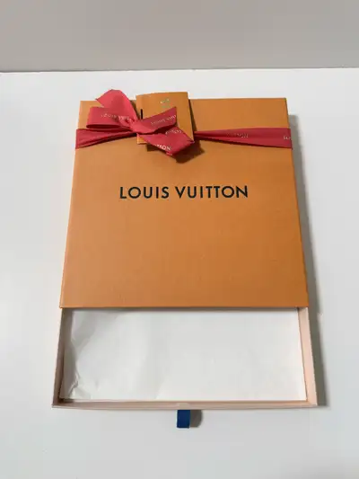 Louis Vuitton gift boxes various sizes, View more