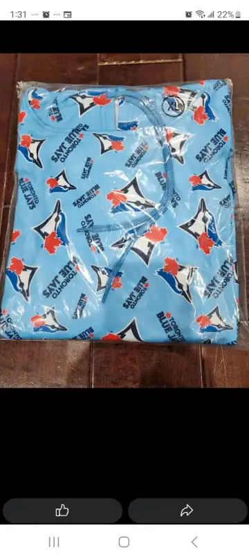 Blue jays sweater XL Brand new, never worn $50
