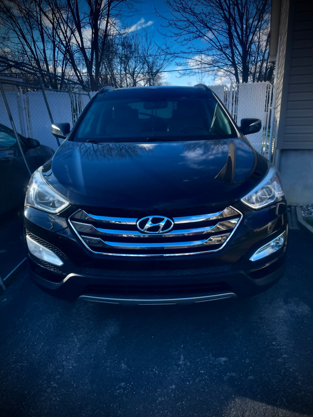 Hyundai santa fe sport 2014 AWD dans Autos et camions  à Laval/Rive Nord