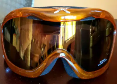 Lunettes de skis Carrera conan bronze flash. 20$. Excellent état, View more
