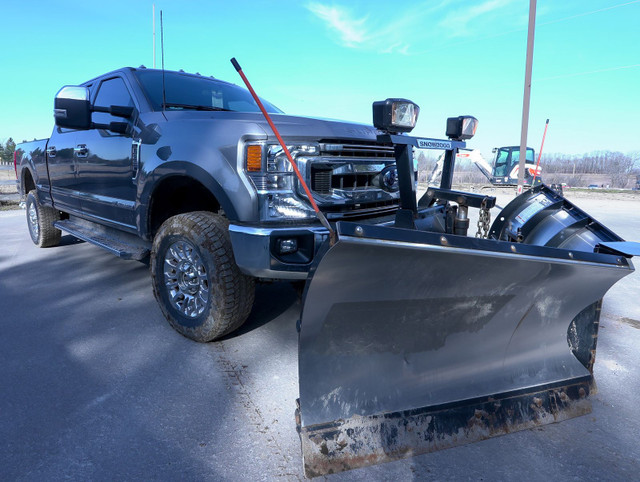2022 FORD F250 4X4 CREW C CARBONIZED (SNOW TRUCK) in Cars & Trucks in City of Toronto - Image 4