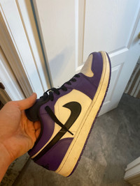 Jordan 1 Low Court Purple