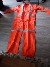 Bulwark flame resistant coveralls