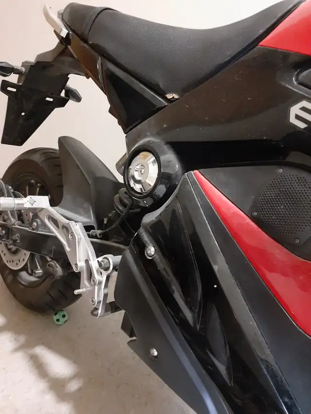 EMMO KNIGHT TURBO 72V EXCELLENT BATTS. in eBike in London - Image 6