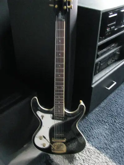 GUITARE BARITONE ELECTRIQUE - marque EASTWOOD, View more