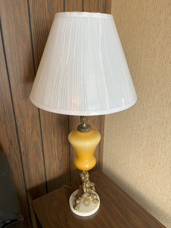 2 lampes de salon vintages dans Décoration intérieure et accessoires  à Laurentides
