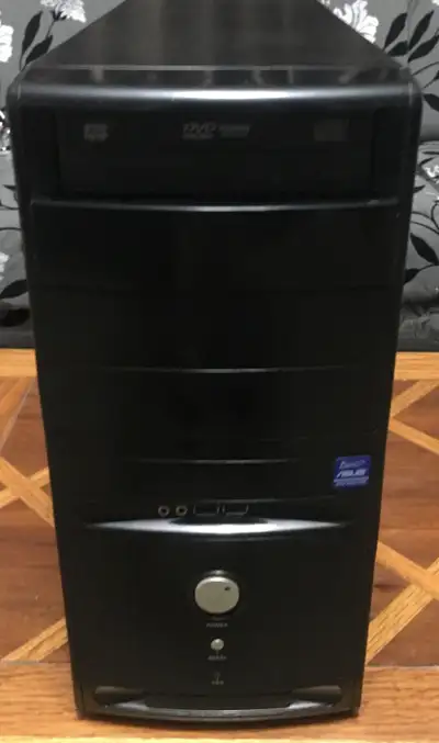 PC w Intel Quad-Core Q8200 2.33GHz, 8GB RAM, 160GB HDD, Win 10, View more