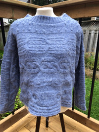 Vine & Love Blue Cable Chunky Sweater 