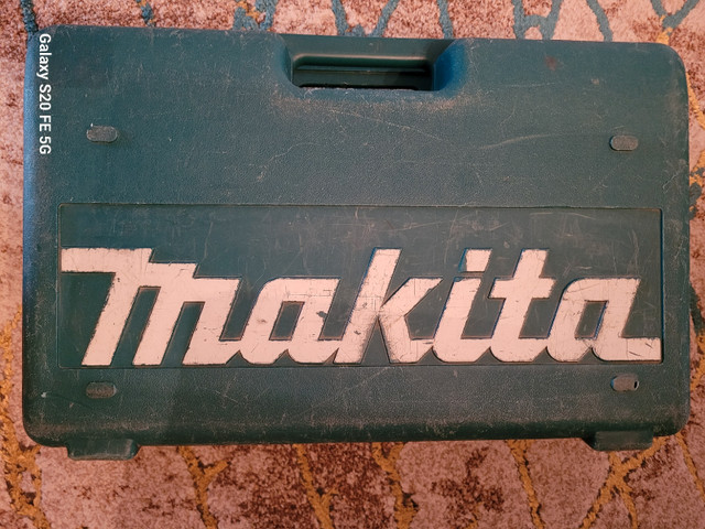 Makita, drill sans fil et chargeur dans Outils électriques  à Ouest de l’Île - Image 4
