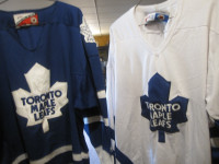 leafs classic jersey in Ontario - Kijiji Canada