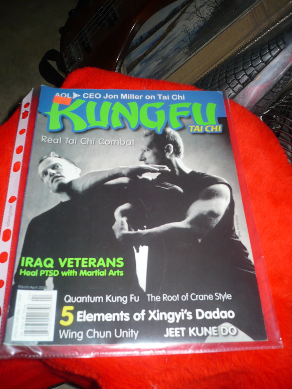 Lot 2 Magazines et revue de Kung Fu Bruce Lee et sport de combat dans Magazines  à Ville de Montréal - Image 3