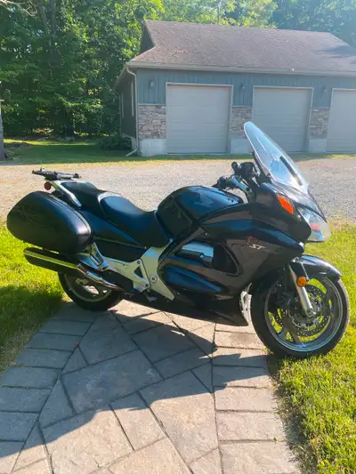 2009 Honda ST1300A sport touring motorcycle for sale. This bike has many features including ABS syst...