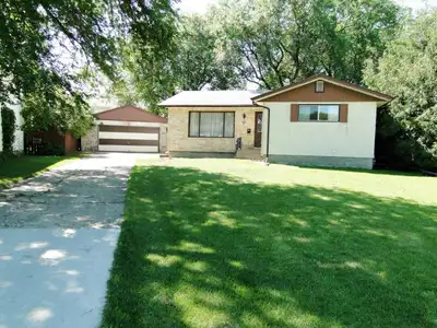 Furnished Room for Rent Near U of M One furnished room is available for rent in a shared home locate...