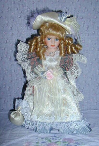 9 Genuine Porcelain Dolls : Clean,SmokeFree : As Shown