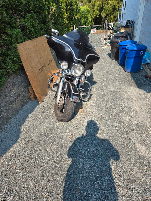 2003 Harley Davidson Road King 100th Anniversary Edition in Touring in Chilliwack
