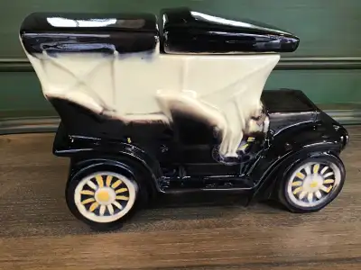 Pot à biscuits Vintage Mc Coy Pottery Model T Touring Car 1960’s, View more
