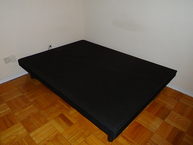 Matress + Frame (Full Size)  **like new** in Beds & Mattresses in Guelph - Image 3