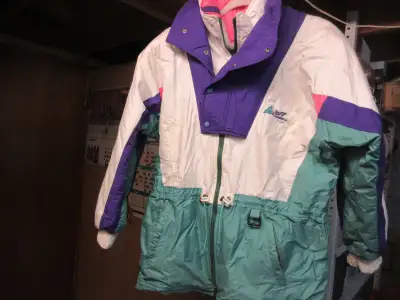 A  VENDRE, View more