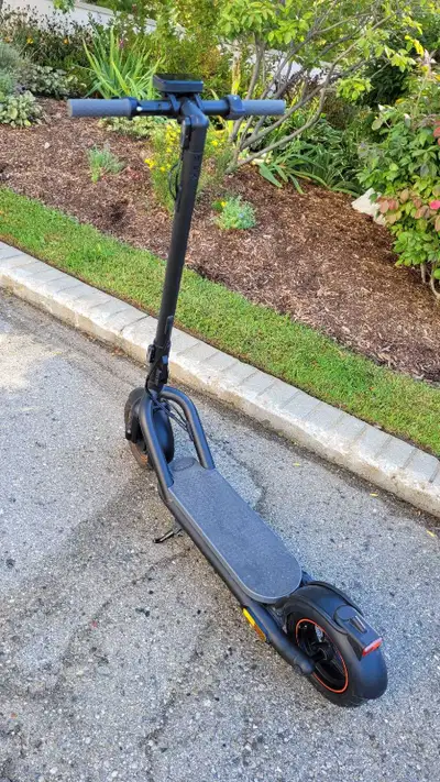 e scooter; Navee N65, View more