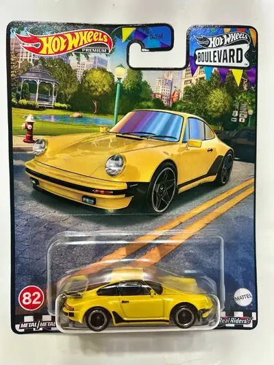 2023 Hot Wheels Premium Boulevard 'PORSCHE 911 TURBO (930