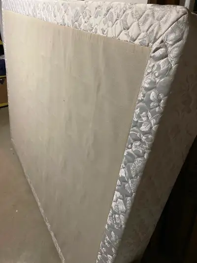 Sealy queen Box Spring for bed, View more