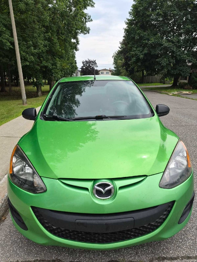 Mazda 2 Hatchback — photo 2