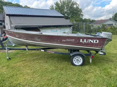 Lund big fisherman , 14foot , no leaks , 2 new swivel seats , new north trail trailer , bearings goo...
