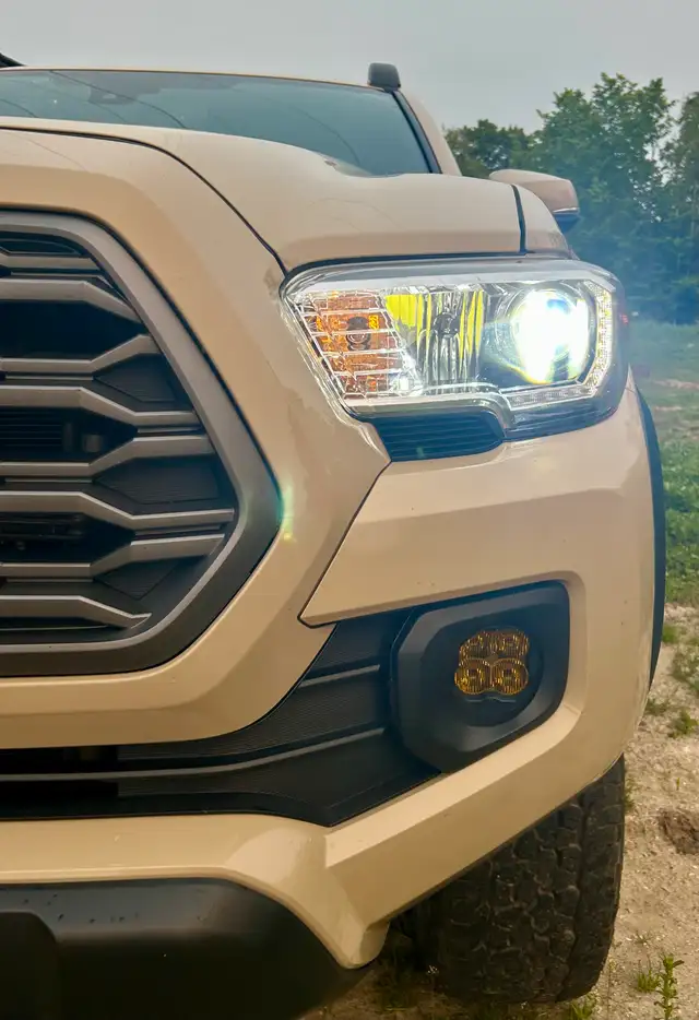 2019 Toyota Tacoma TRD Off-Road 4x4 – Rare Quicksand Colour62863211495682124