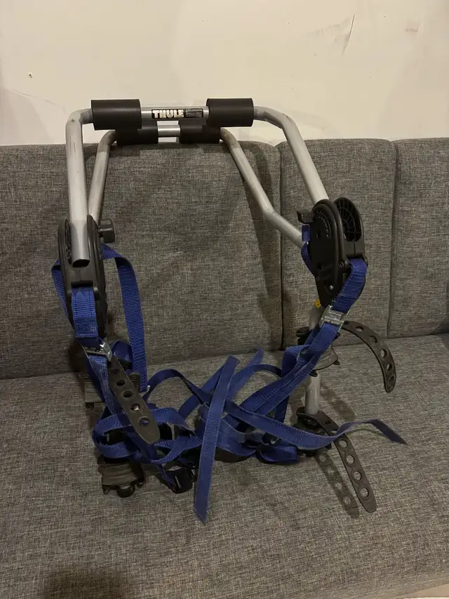 Thule Bike Rack in Other in Gatineau - Image 2