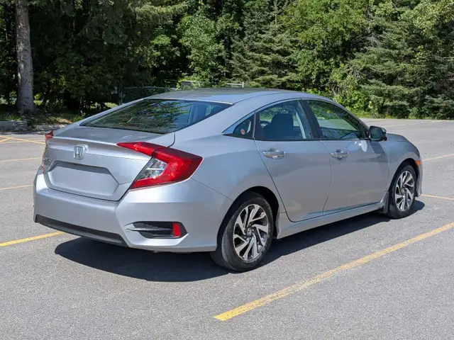 2017 Honda Civic EX538448275042488323