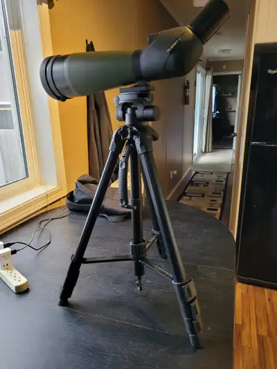 Gosky 20-60x80 spotting scope with full tripod. Not used in a while. Perfect working order.