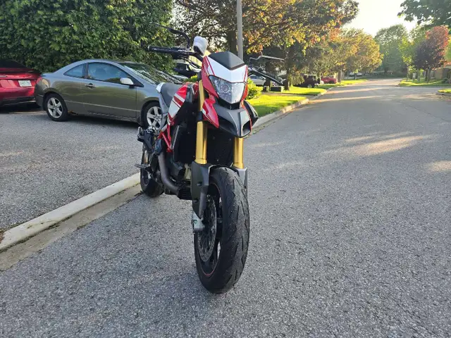 2016 Ducati Hypermotard 939sp in Sport Bikes in Markham / York Region - Image 7