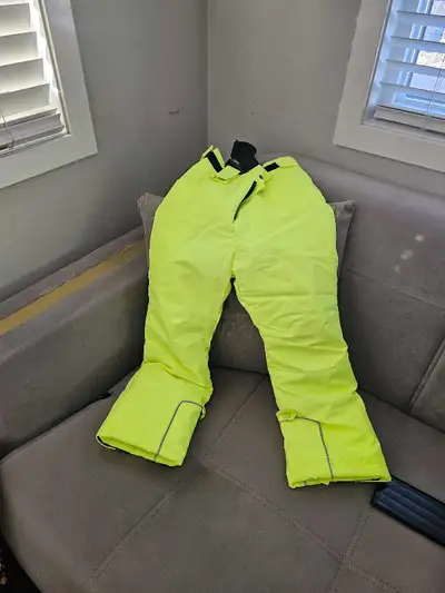 Kids Snow Pants size 8 (New never used), View more