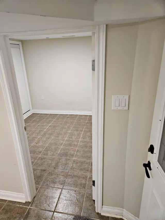 Dupont Davenport APARTMENT FOR RENT in Long Term Rentals in City of Toronto - Image 3
