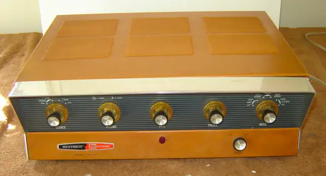 Vintage Heathkit Daystrom AA-151 Stereo Tube Amplifier-Untested in General Electronics in City of Toronto - Image 11