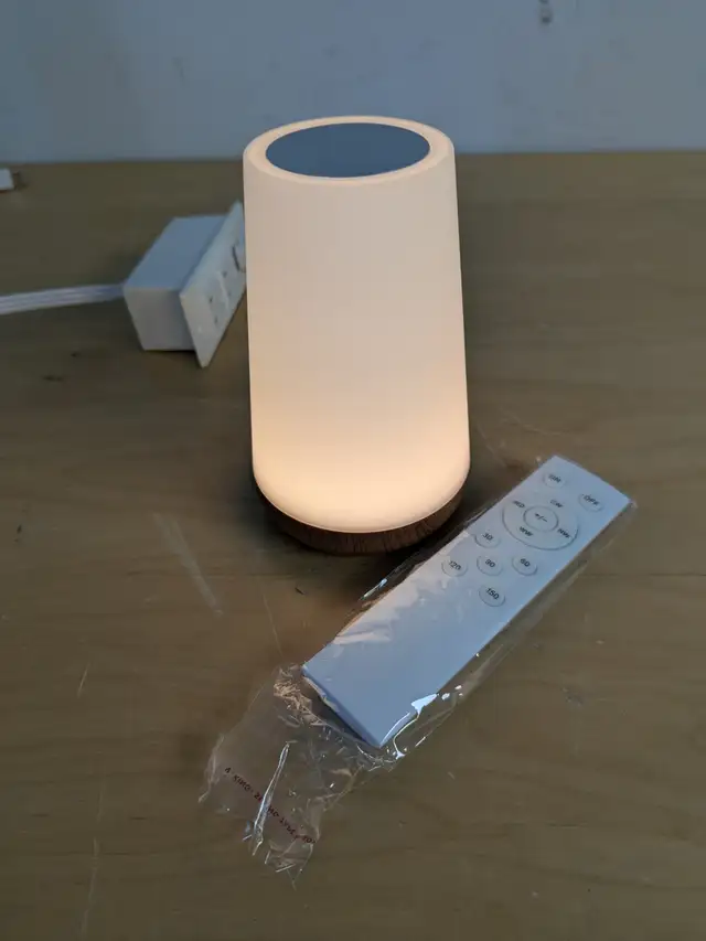 USB Rechargeable Touch Lamp, Portable Bedside Night Light with 5 in Indoor Lighting & Fans in Mississauga / Peel Region - Image 3