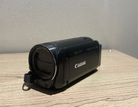 Canon Vixia HF R800 - in good condition