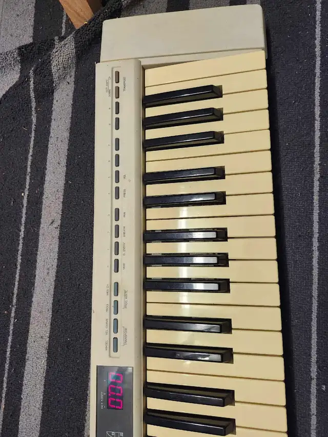 Kawai MIDI Keyboard MPK88 in Pianos & Keyboards in City of Toronto - Image 7