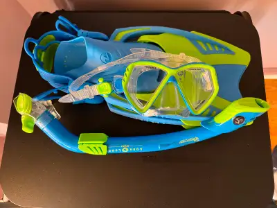 Aqua Lung Pro Series Silicone Snorkeling Set Large Youth L/XL- UK/US 3-6, US Women 4-7, EU 34-38