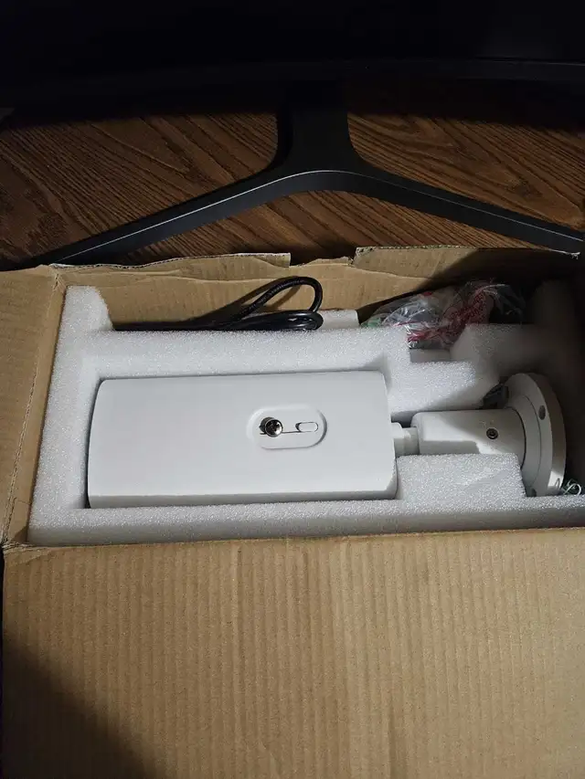 Thermal & Optical Bi-spectrum Network Bullet Camera440612030859847681