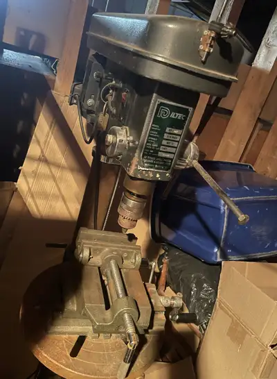 Iltec DT-18F 5/8” Drill Press&nbsp; / Perceuse à colonne, View more