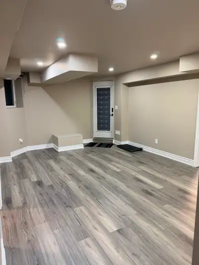 LEGAL 2 BEDROOM + DEN BASEMENT FOR RENT IN BRAMPTON Prime Location – Near Sandalwood & Chinguacousy...